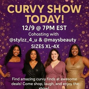 Curvy Show Gun!! 🎄❤️ Come shop with my self and beautiful co-host @stylzz_4_u 💋
